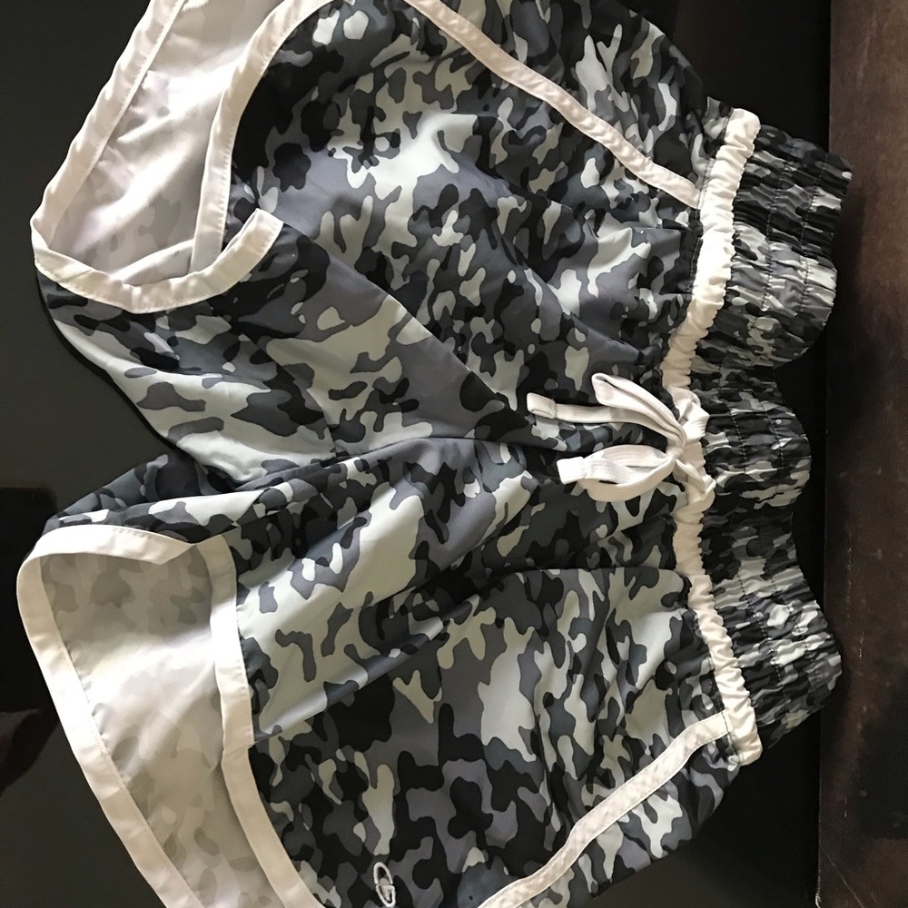 Workout-/Running-Shorts, Champions, Size US XS.